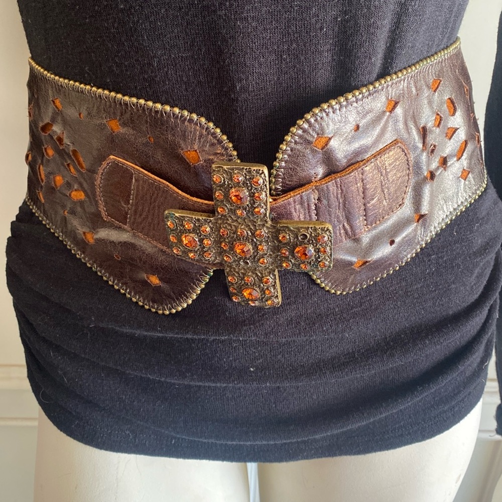 LEATHEROCK super soft brown leather belt